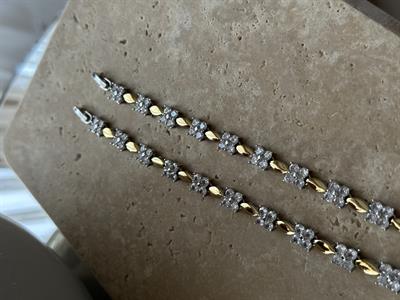 Zirconium Çiçek Taşlı Bileklik 