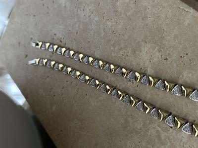 Zirconium Üçgen Taşlı Bileklik 