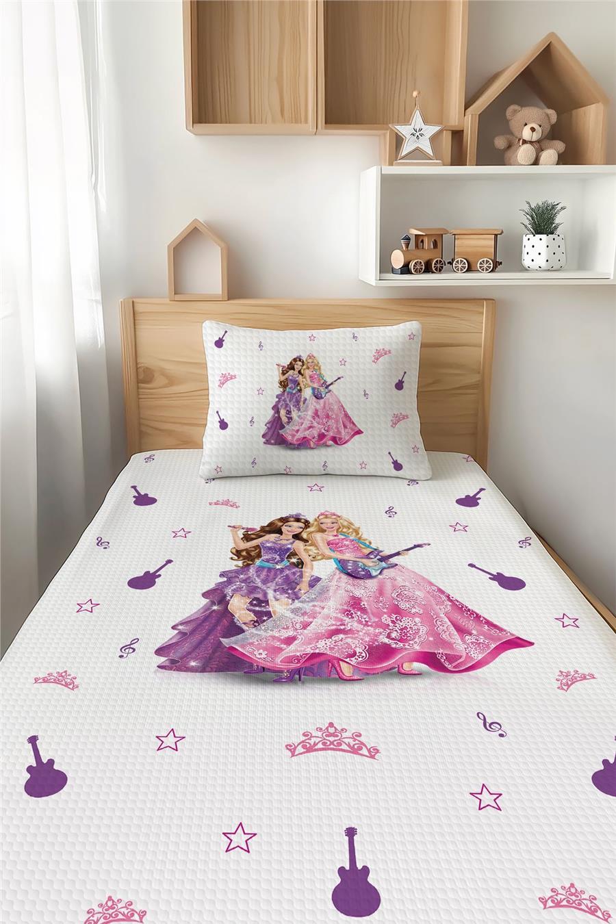 Barbie Prensesler Desenli Tek Kişilik Çocuk Pike Takımı