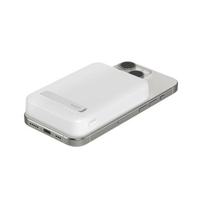 Belkin BPD007BTWT BoostCharge Qi2 15W 8K MagSafe Uyumlu Kablosuz Powerbank – Beyaz