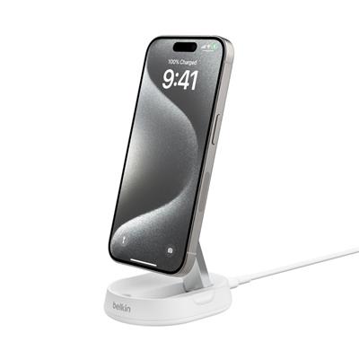 Belkin WIA008BTBK Boostcharge Pro Magsafe Katlanır Qi2 15W Şarj Standı-Beyaz