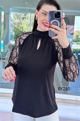 Boğazlı Kolları Tüllü Sandy Bluz