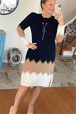 Kolye Hediyeli Triko Elbise