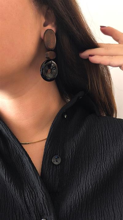 Ahşap Model Siyah Halka Sallantılı Küpe