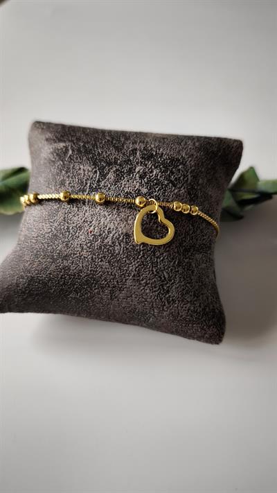 Boncuk Kalp Detaylı Bileklik