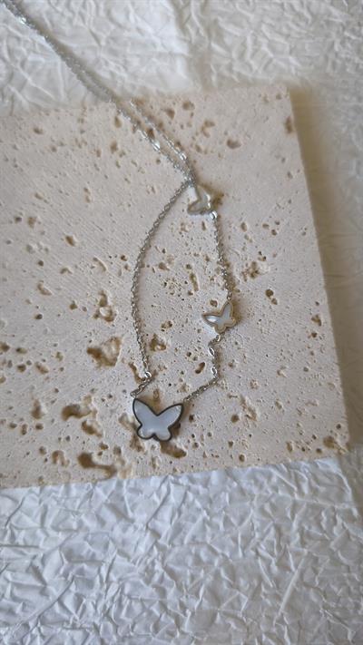 Büyüklü Küçüklü Hareli Kelebek Kolye