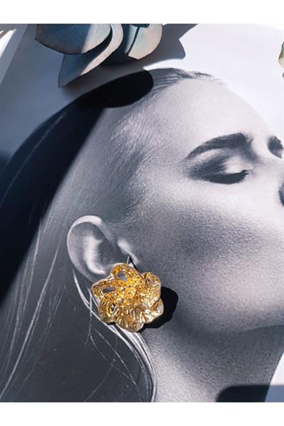 Çiçek Detaylı Gold Dövme Desen Çelik Küpe