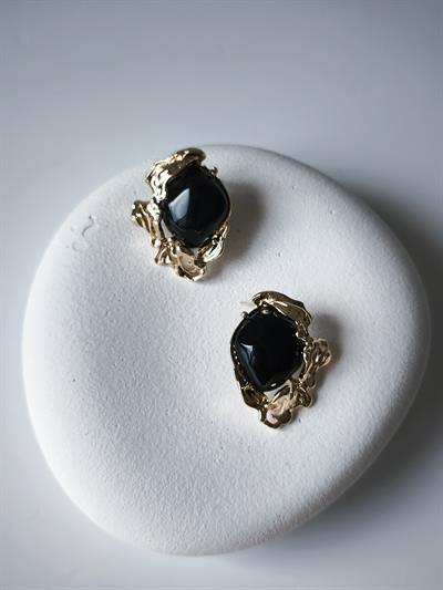 Gold Asimetrik Kenarlı Vintage Küpe