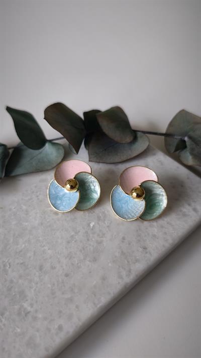 Gold Detaylı Çiçek Küpe