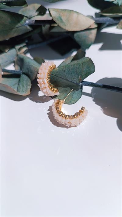 Gold Kenarlı Pembe Boncuklu C şekli Halka Küpe