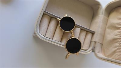 Gold Kenarlı Siyah Gözlük Broş