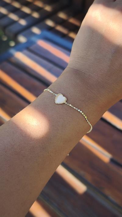 Gold Pul Zincirli Hareli Kalp Detaylı Bileklik