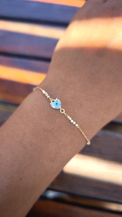 Gold Topçuk Boncuklu Zincirli Kalp Nazar Boncuk Bileklik