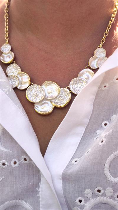 İrili Ufaklı Beyaz Sedefli Yuvarlaklı Halka Zincirli Kolye