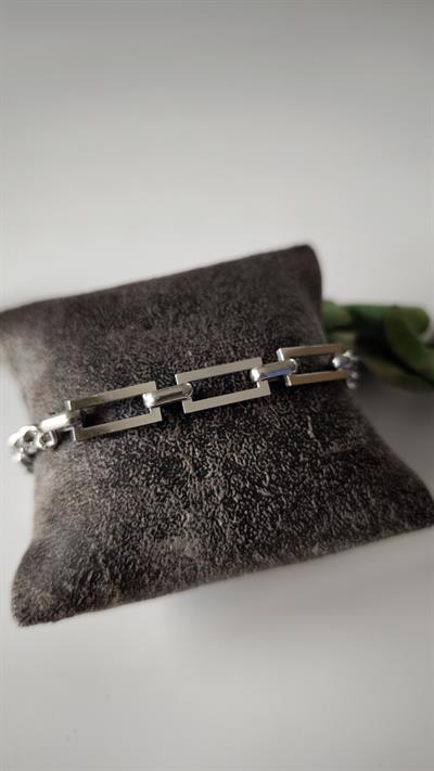 Kalın Zincir Detaylı Bileklik