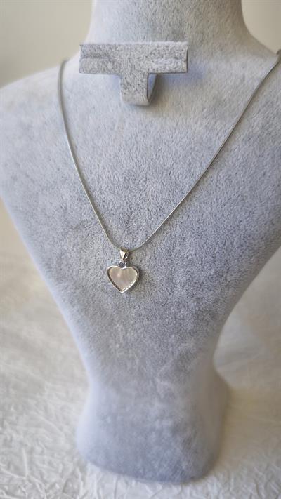 Kalp Uçlu Hareli Zincir Kolye