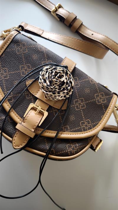 Leopar Desen Çiçek Choker Kolye