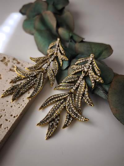 Marka Model Eskitilmiş Gold Zirkon Taş Kaplama Yaprak Küpe