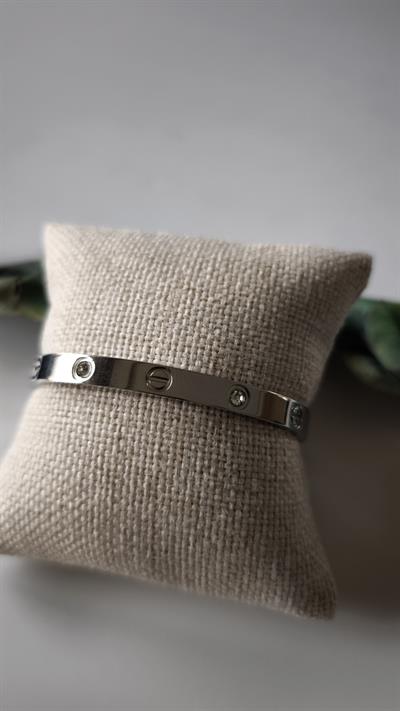 Marka Model Taş Detaylı Kalın Kelepçe Bileklik