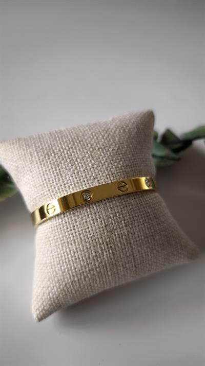 Marka Model Taş Detaylı Kalın Kelepçe Bileklik