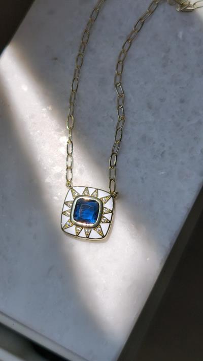 Özel Seri Beyaz Mineli Lacivert Taşlı Kare Uç Sallantılı Oval Zincir Kolye (54cm) 