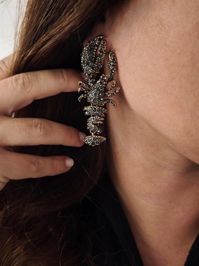 Özel Seri Marka Model Siyah Zirkon Taşlı  Figür Küpe