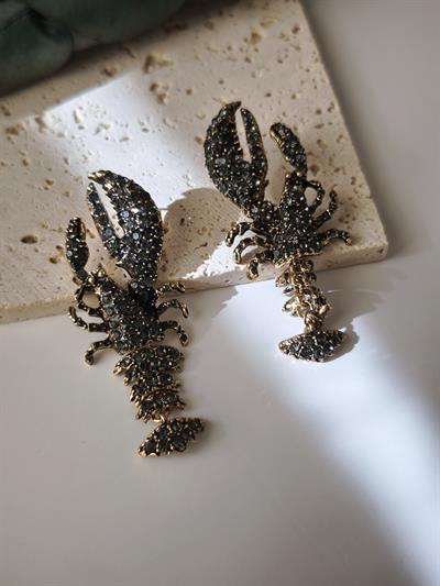 Özel Seri Marka Model Siyah Zirkon Taşlı  Figür Küpe