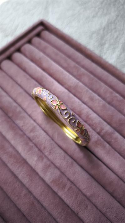 Özel Seri Mine Üzeri Çiçek Figür Kelepçe Bileklik ( İç Çap: 6 Cm ) 