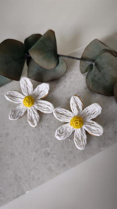 Papatya Hasır Küpe