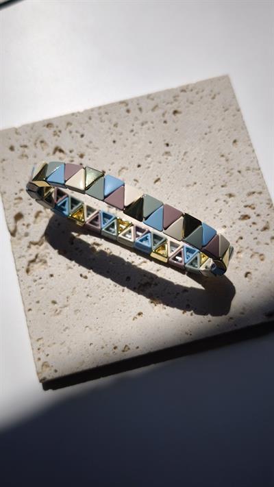 Porselen Kaplama Gold Plaka Detay Lastikli Bileklik 