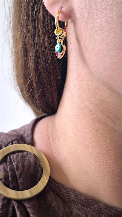 Renkli Charmlı Kalp Figürlü Sallantılı Minimal Küpe