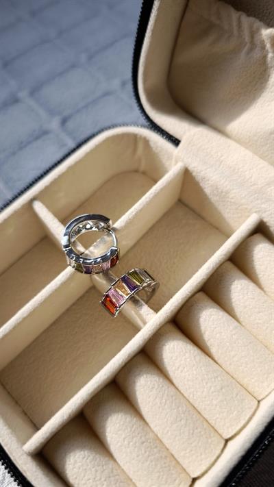 Özel Seri Renkli Zirkon Taşlı Minimal Halka Küpe