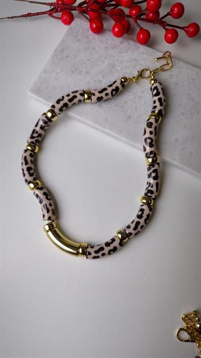  Leopar Desenli Gold Detaylı Kemik Kolye