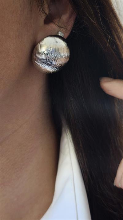 Tırtık Plaka Yuvarlak Parlak Yüzey Küpe