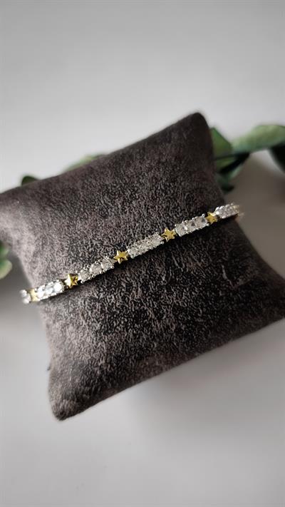 Yıldız Detaylı Zirkon Taşlı Premıum Seri Bileklik