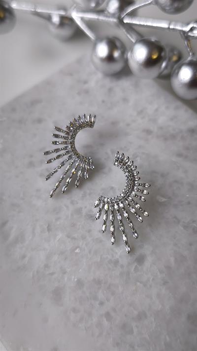 Özel Seri Zirkon Taşlı Çubuk Model Küpe