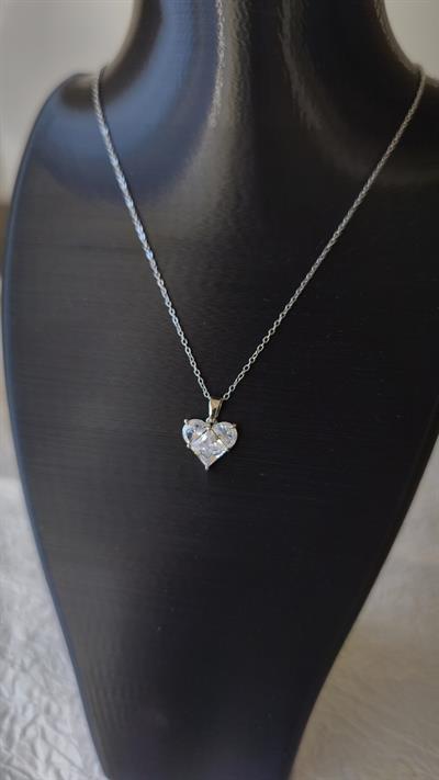Zirkon Taşlı Kalp Uçlu Kolye