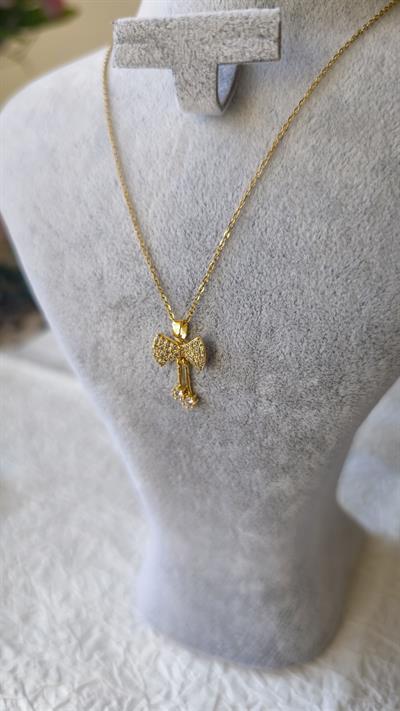 Zirkon Taşlı Sallantılı Uçlu Fiyonk Figür Kolye