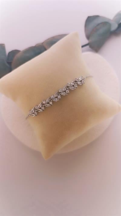 Zirkon Taşlı Yaprak Ayarlanabilir Bileklik