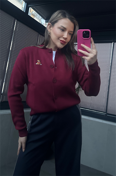 Ayıcık Detaylı Bordo Kısa Triko Hırka