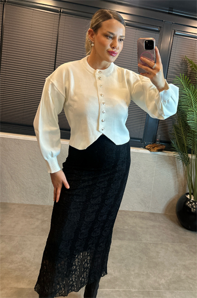 Beyaz Fit Kesim Crop Hırka