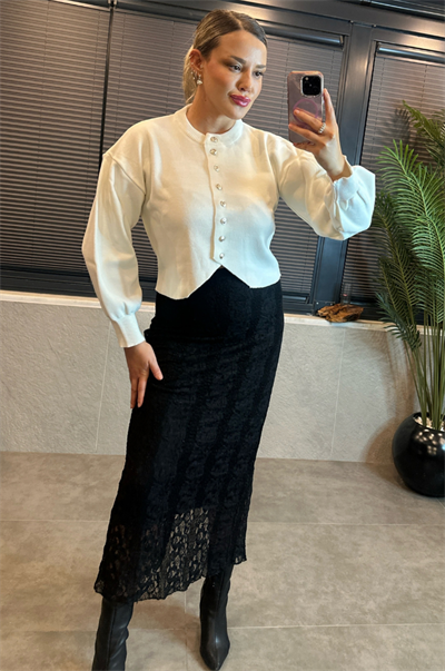 Beyaz Fit Kesim Crop Hırka