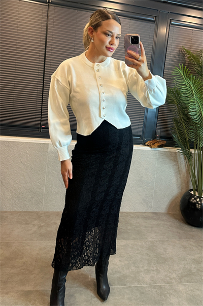 Beyaz Fit Kesim Crop Hırka