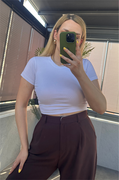 Beyaz Yarım Kollu Slim Basic Crop 