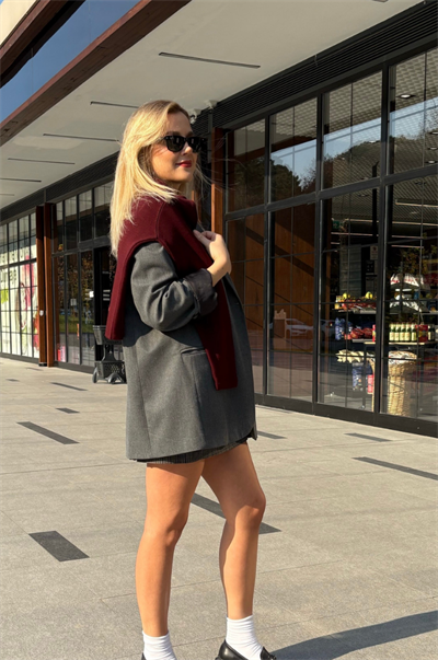 Bordo Gümüş Düğmeli Hırka