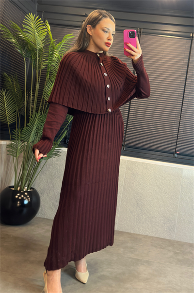 Bordo Pelerin Detaylı Piliseli Triko Elbise (2li Set)