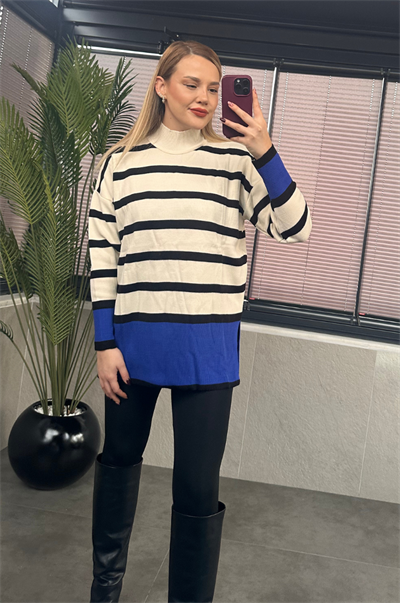 Çizgi Detaylı Boğazlı Saks Mavi Oversize Kazak