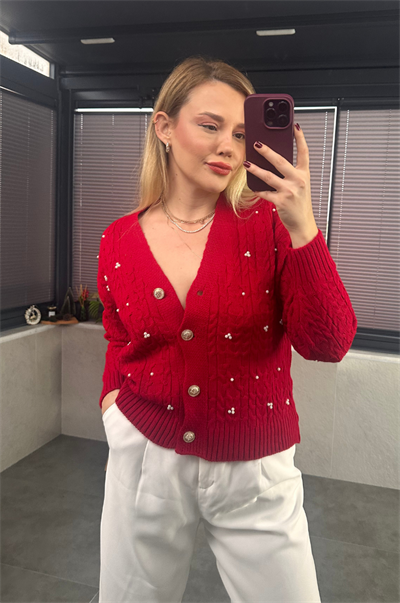 Kırmızı İnci Detaylı Örme Hırka