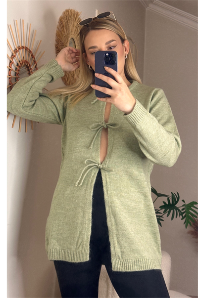 Mint Yeşili Bağcık Detaylı Hırka