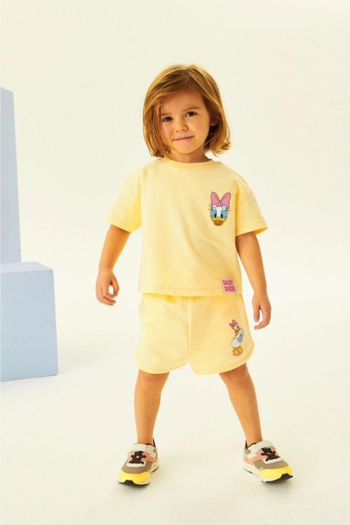 Kız Çocuk Daisy Duck Baskılı Şortlu Alt Üst İkili Takım Sarı